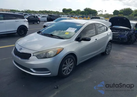 2014 Kia Forte Lx z USA, uszkodzony, nr VIN KNAFX4A68E5156665